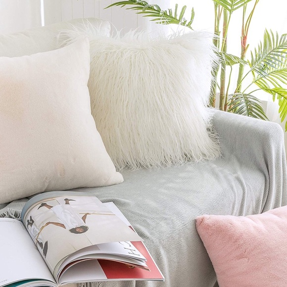 Accents Set Of 2 Decorative White Fur Throw Pillow Case Poshmark